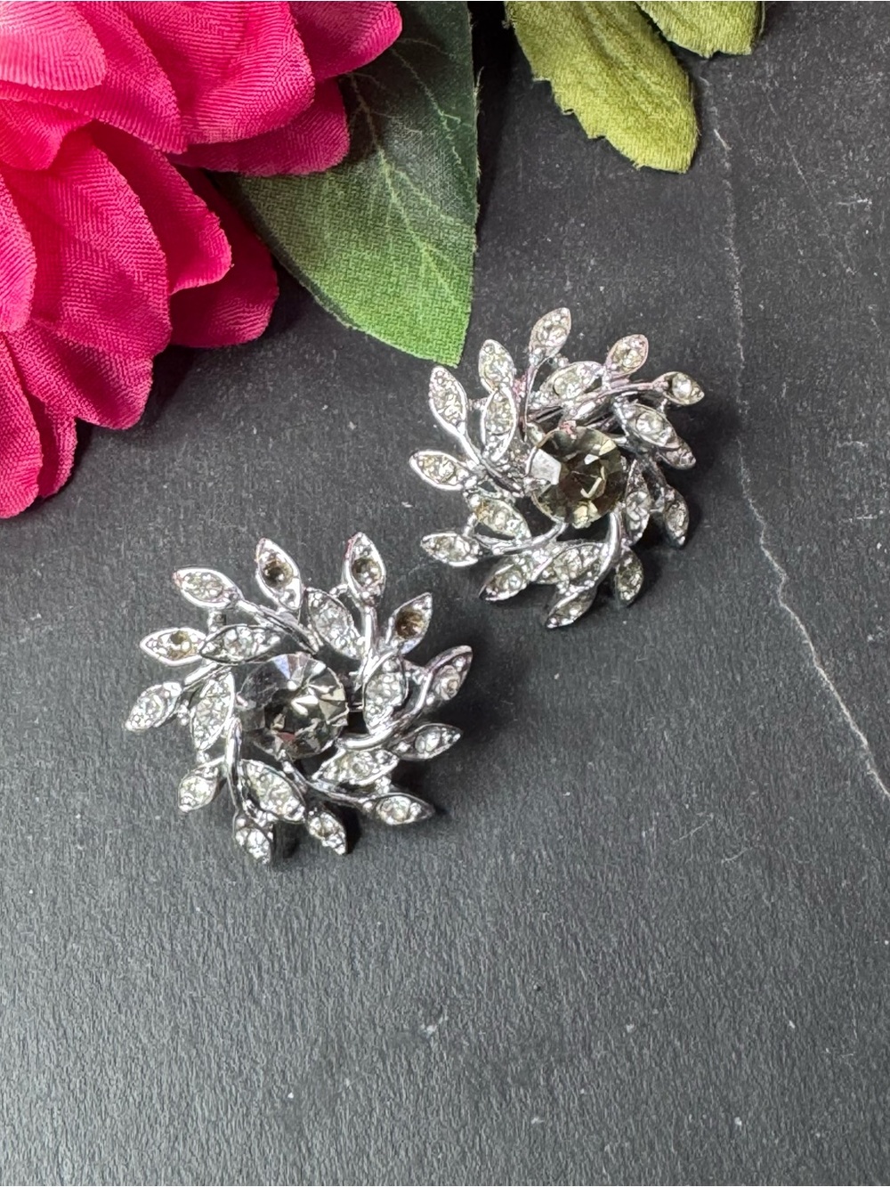 Sarah Coventry Evening Snowflake Silver Leaf Crystal Statement Clip on Earrings